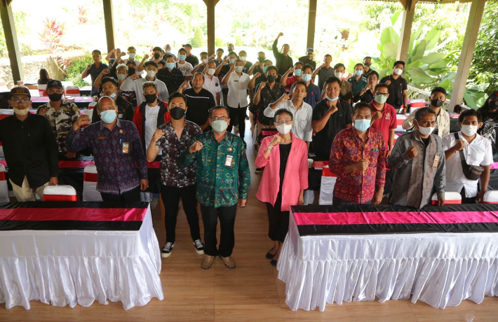 Rangkul STT dan Karang Taruna Tabanan, Bawaslu Tabanan Sosialisasikan Pengawasan Partisipatif