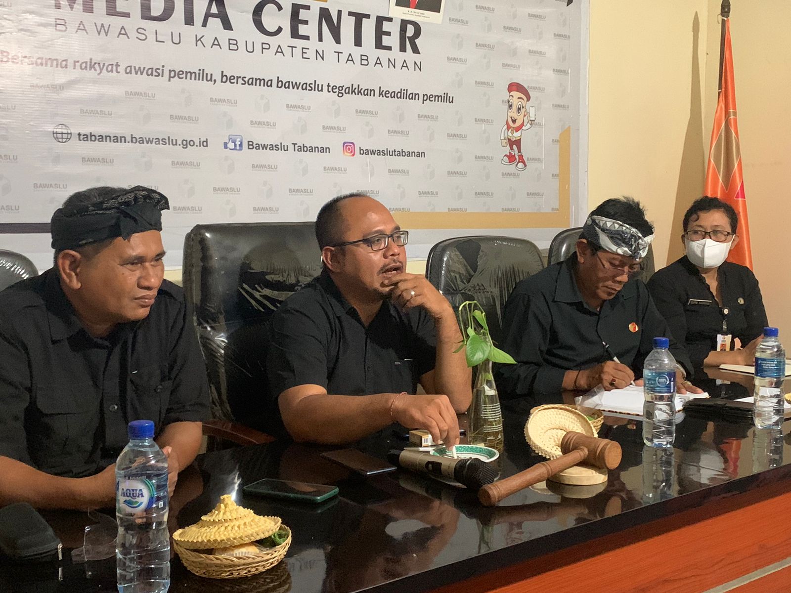 Petakan Kerawanan Dalam Proses Coklit, Bawaslu Tabanan Rapat Dengan Panwascam