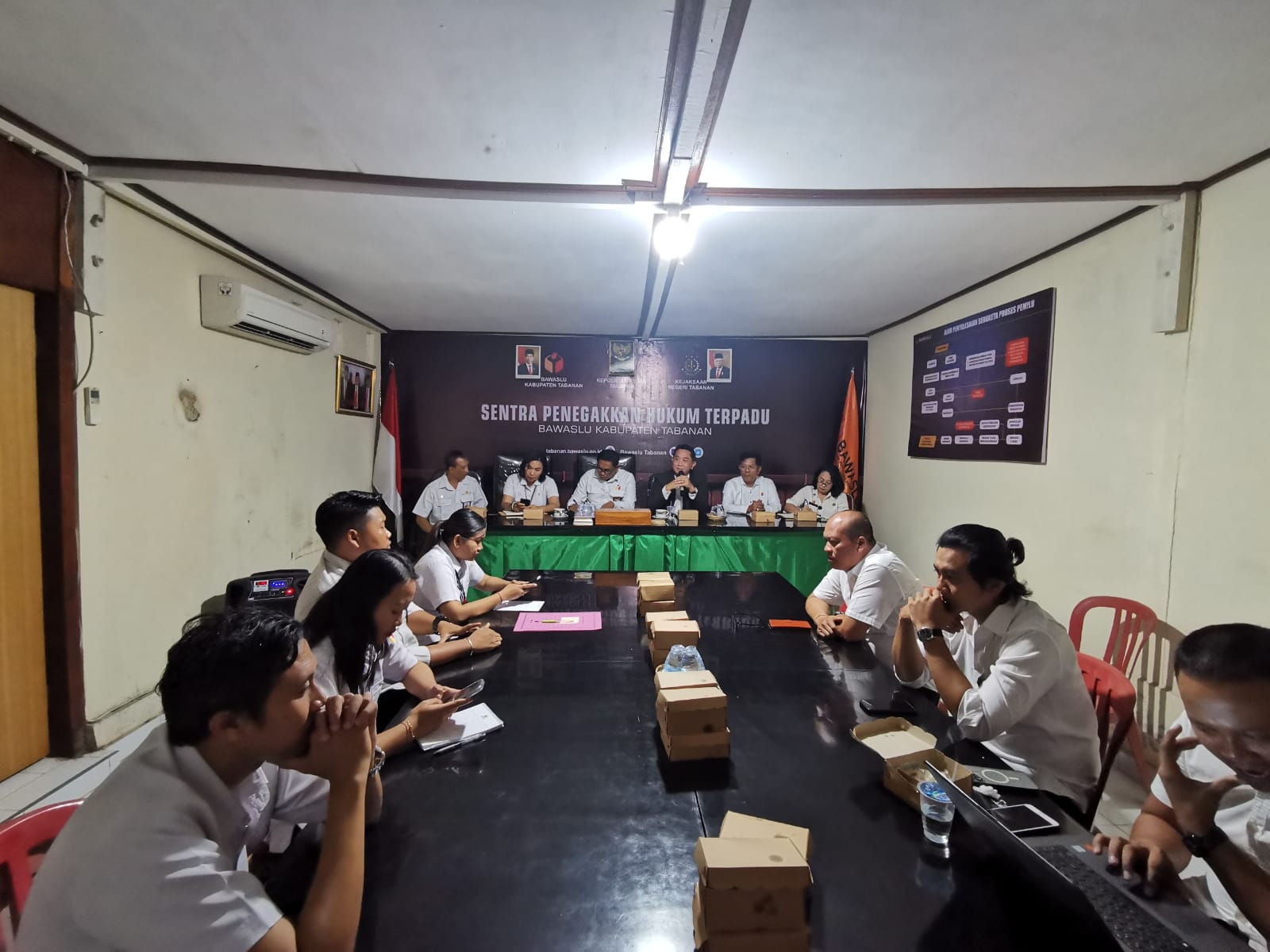 Bawaslu Kabupaten Tabanan melaksanakan Rapat Fasilitasi Penguatan Kelembagaan. 