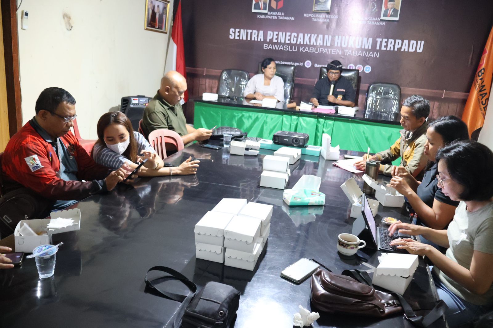 Wujudkan Keterbukaan Informasi Publik, Bawaslu Kabupaten Tabanan Sampaikan Hasil Pengawasan Coklit