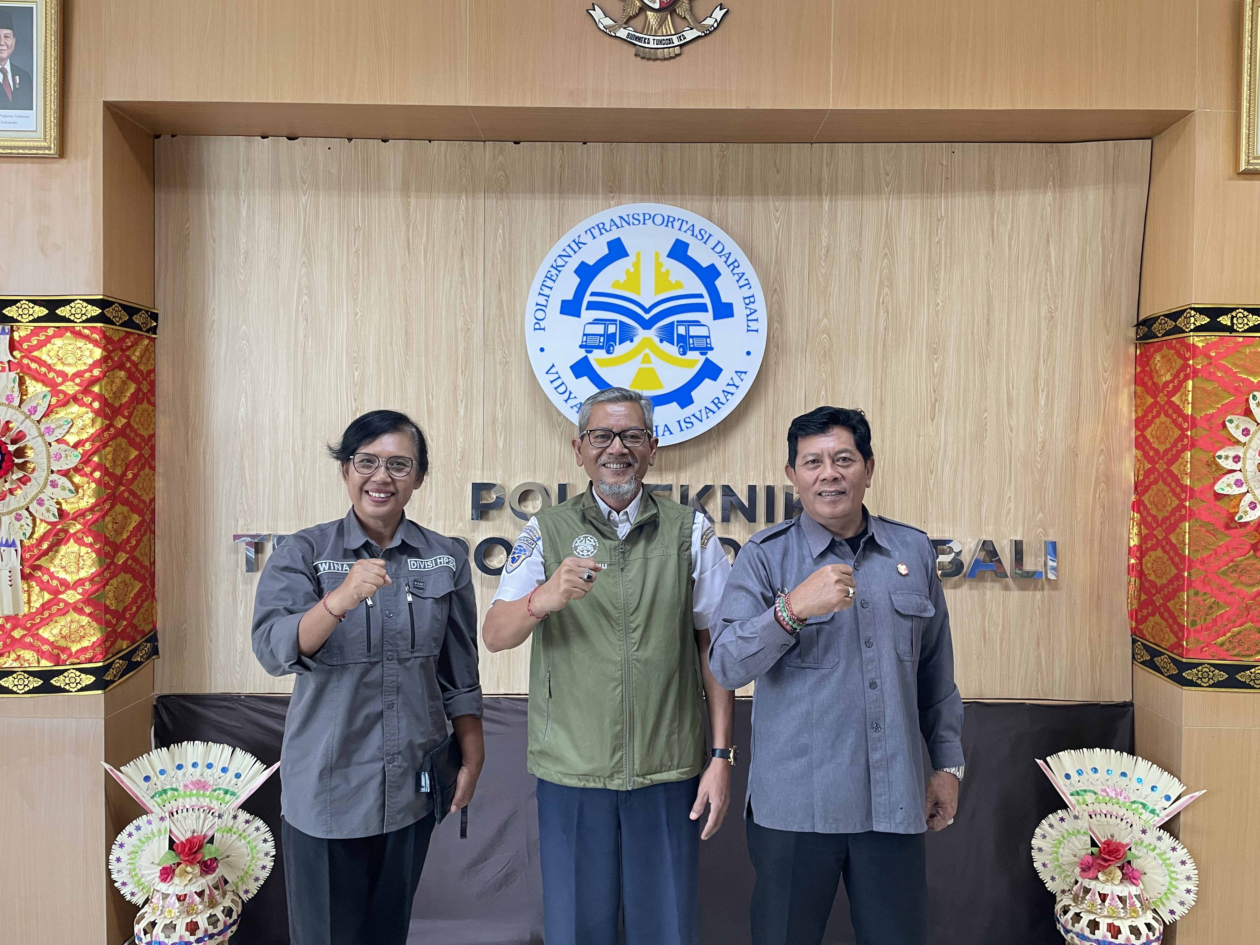 Koordinasi dengan Politeknik Transportasi Darat (Poltrada) Bali, Senin (27/7/2026).