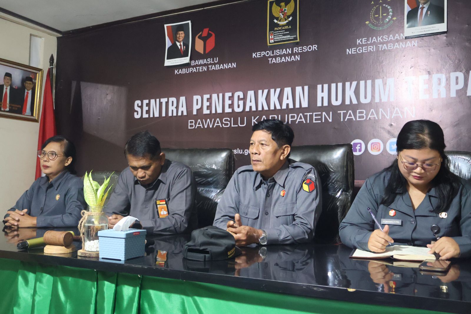 Rapat Koordinasi dan Evaluasi Bawaslu Tabanan (6/7/2026).