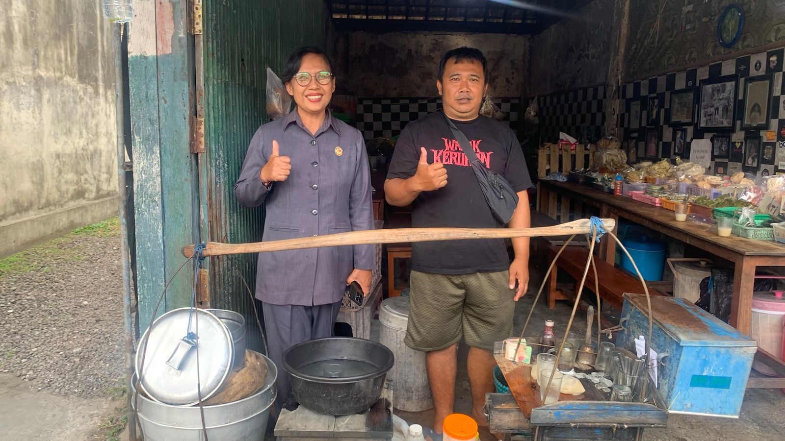 Konsolidasi Demokrasi bersama pelaku usaha Es Waneng Tabanan, Senin (20/7/2026).