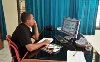 Rapat webinar Sosialisasi dan evaluasi Daring mekanisne Pemberi Bantuan Hukum di Lingkungan Bawaslu