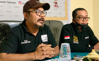 Komisioner Bawaslu Bali Bapak I Wayan Widyardana Putra Supervisi Bawaslu Tabanan