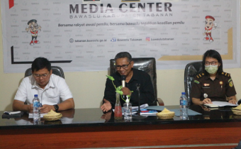 Rapat Dengan Sentra Gakkumdu, Suarnata Harap Intenskan Diskusi Antara Penyidik dan Jaksa