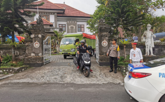 Pergeseran Kotak Suara dari Kecamatan ke Kabupaten, Bawaslu Kabupaten Tabanan ikut mengawal. 