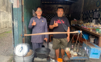 Konsolidasi Demokrasi bersama pelaku usaha Es Waneng Tabanan, Senin (20/7/2026).